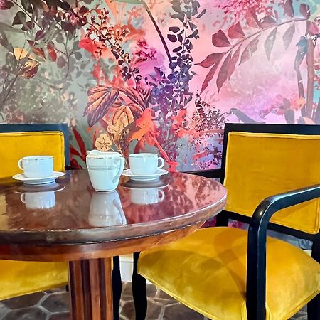 Les Cottages D'Orient Gite Boutique Мениль-Сен-Пер Экстерьер фото
