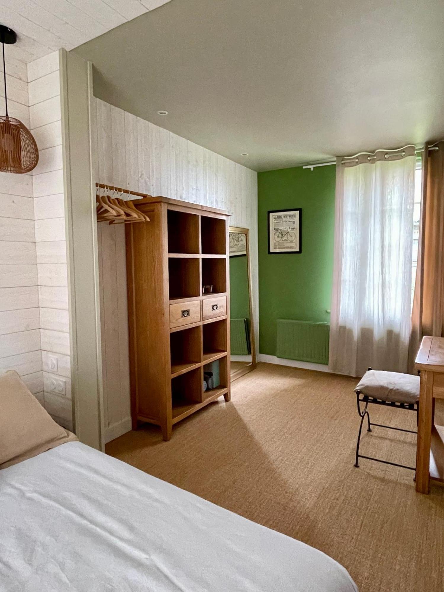 Les Cottages D'Orient Gite Boutique Мениль-Сен-Пер Экстерьер фото